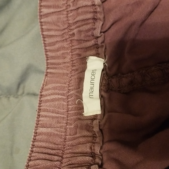 Maurices Women's Purple Cargo Shorts - Picture 3 of 4